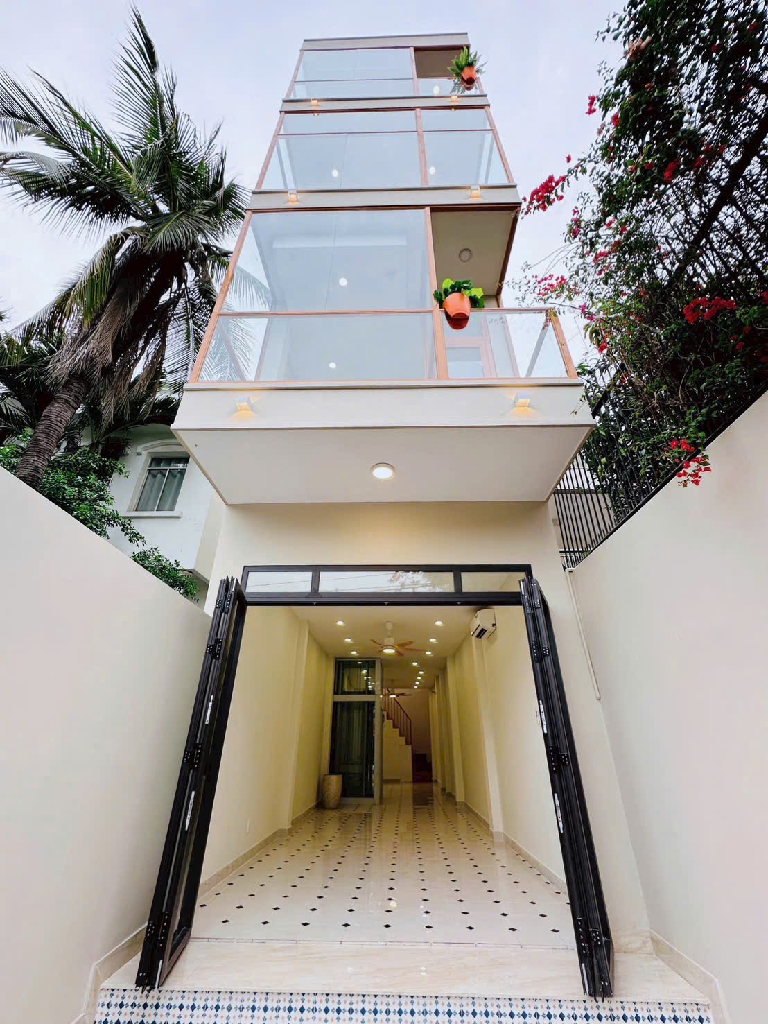 Cần bán Nhà mặt tiền Phường Thảo Điền, Quận 2, Diện tích 67m², Giá 021 Tỷ 2