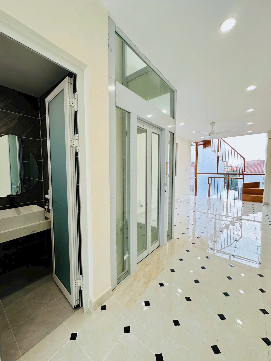 Cần bán Nhà mặt tiền Phường Thảo Điền, Quận 2, Diện tích 67m², Giá 021 Tỷ 6