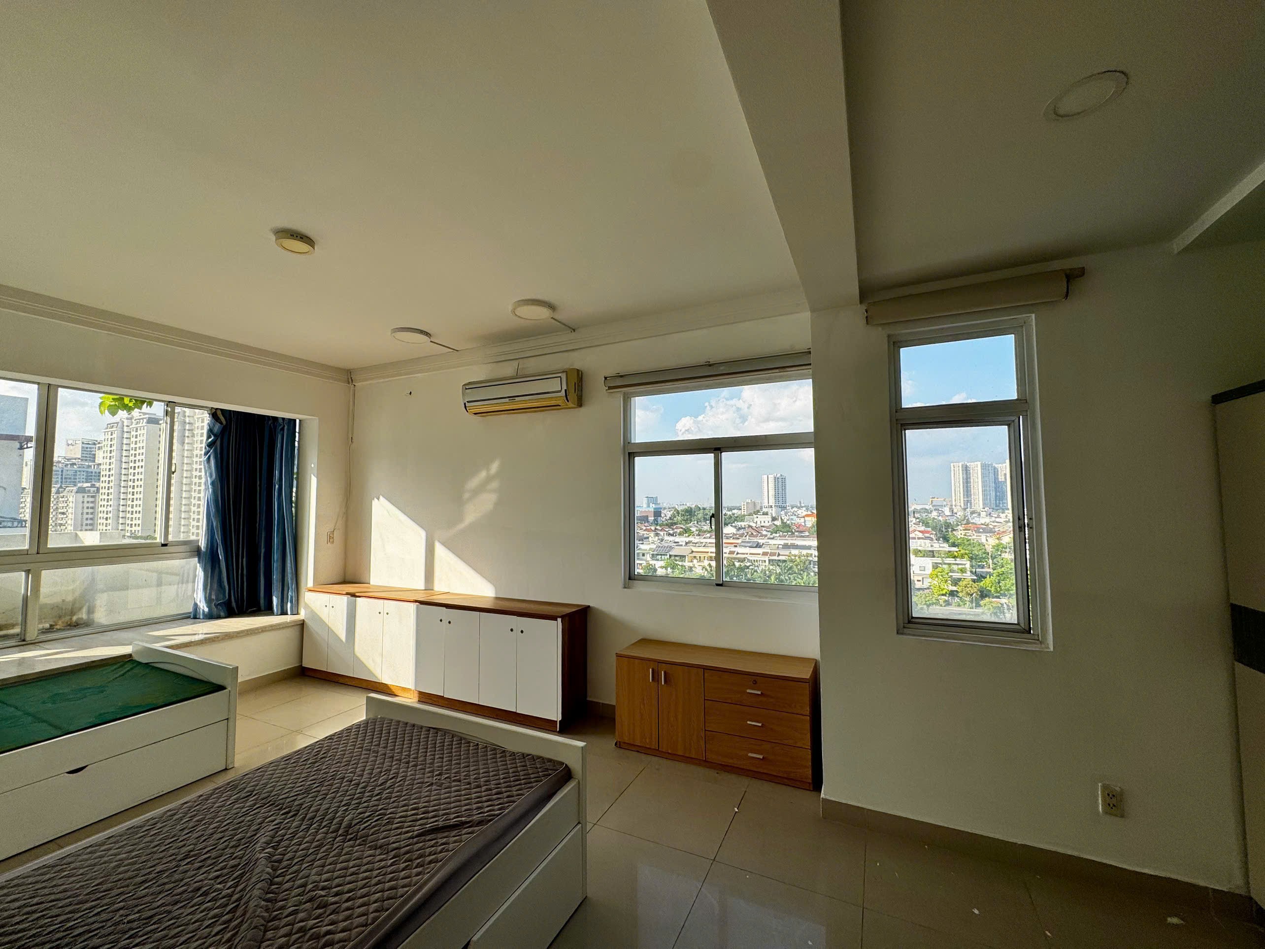 Cần bán Căn hộ chung cư Phường Phú Mỹ, Quận 7, Diện tích 188m², Giá Thương lượng 2
