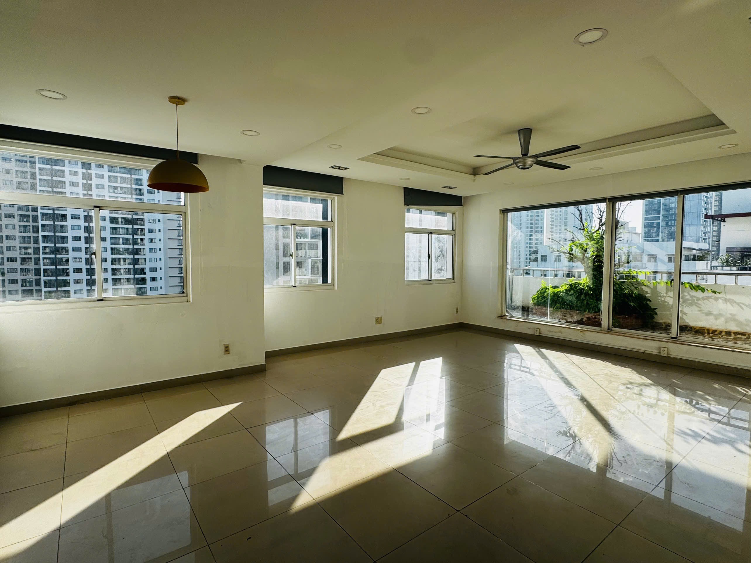 Cần bán Căn hộ chung cư Phường Phú Mỹ, Quận 7, Diện tích 188m², Giá Thương lượng 3