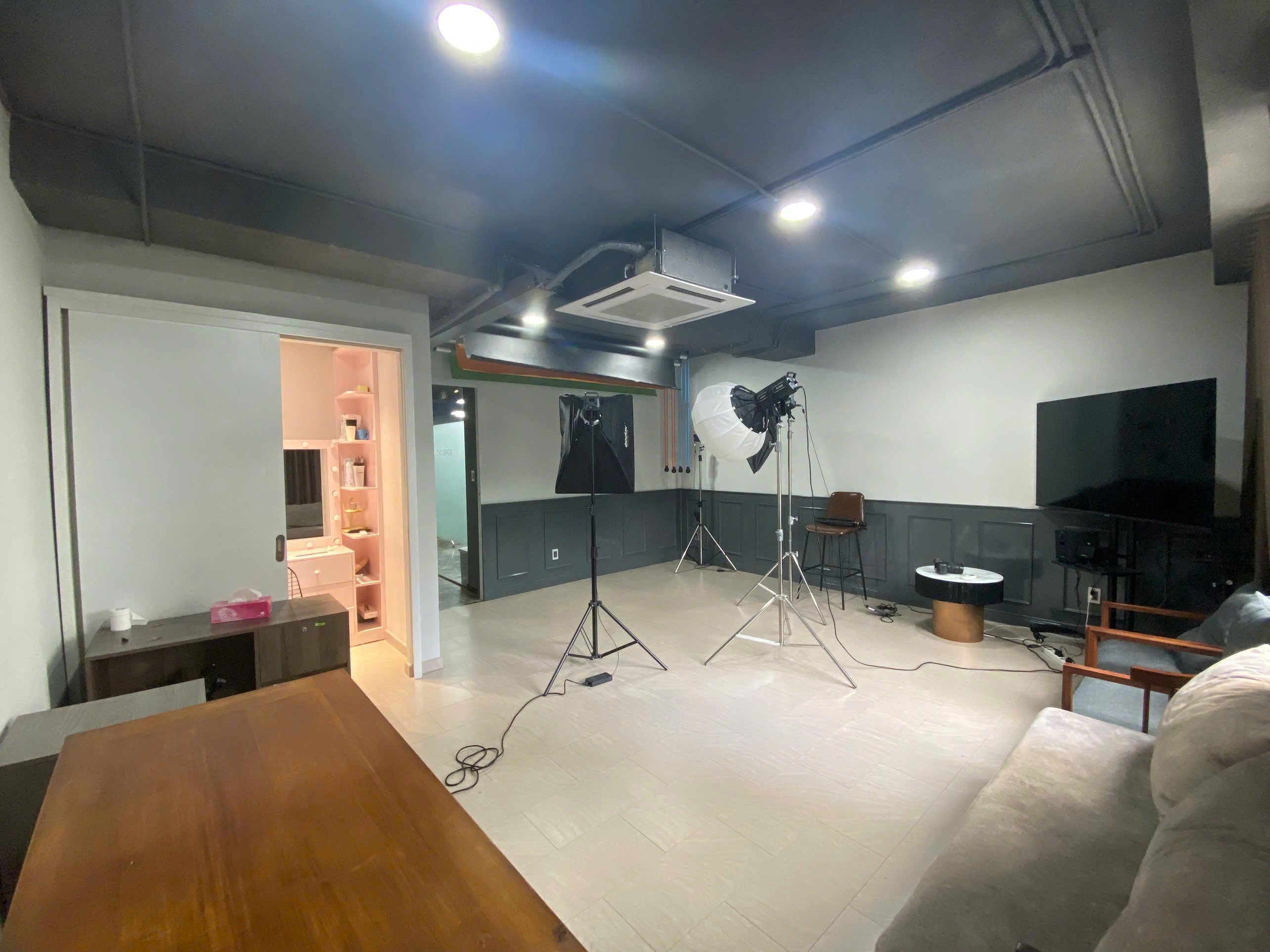 Cho thuê Văn phòng Quận 2, Hồ Chí Minh, Diện tích 120m², Giá 32 Triệu/tháng 2