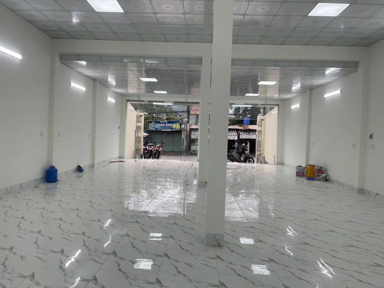 Cho thuê Nhà mặt tiền Quận 9, Hồ Chí Minh, Diện tích 230m², Giá 30 Triệu/tháng