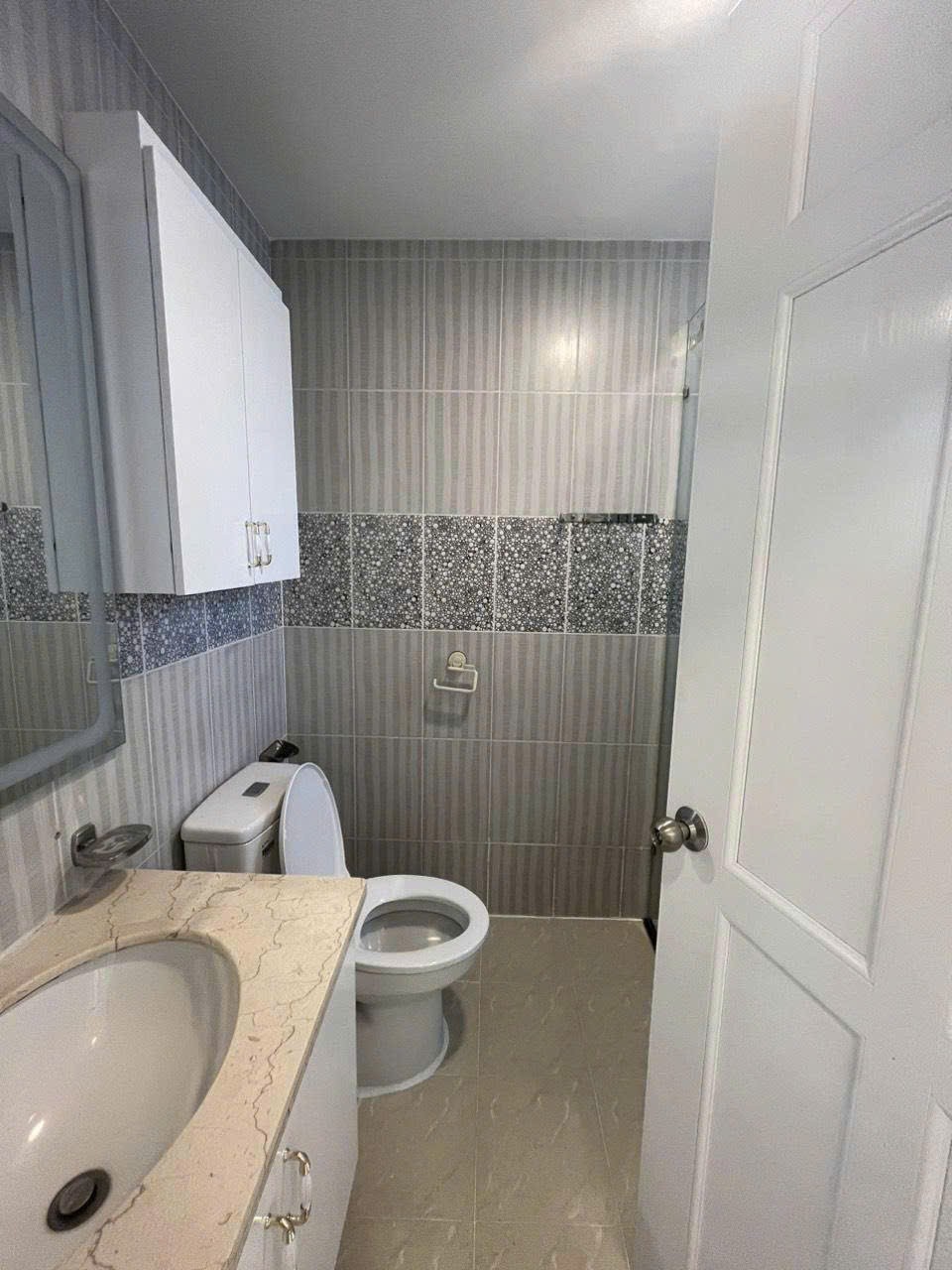 Cho thuê Căn hộ chung cư Phường Phú Mỹ, Quận 7, Diện tích 100m², Giá 29.5 Triệu/tháng 12