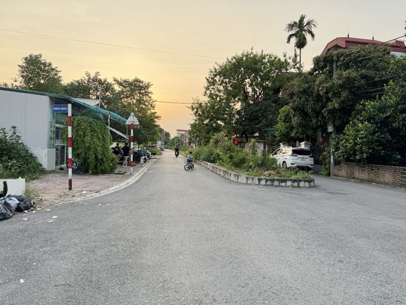 Bán Nhà C4 Đất Đấu Giá Làng Cam 90m2 - Đường 15m Thông - Mặt Tiền 6m Kinh Doanh Tốt 5