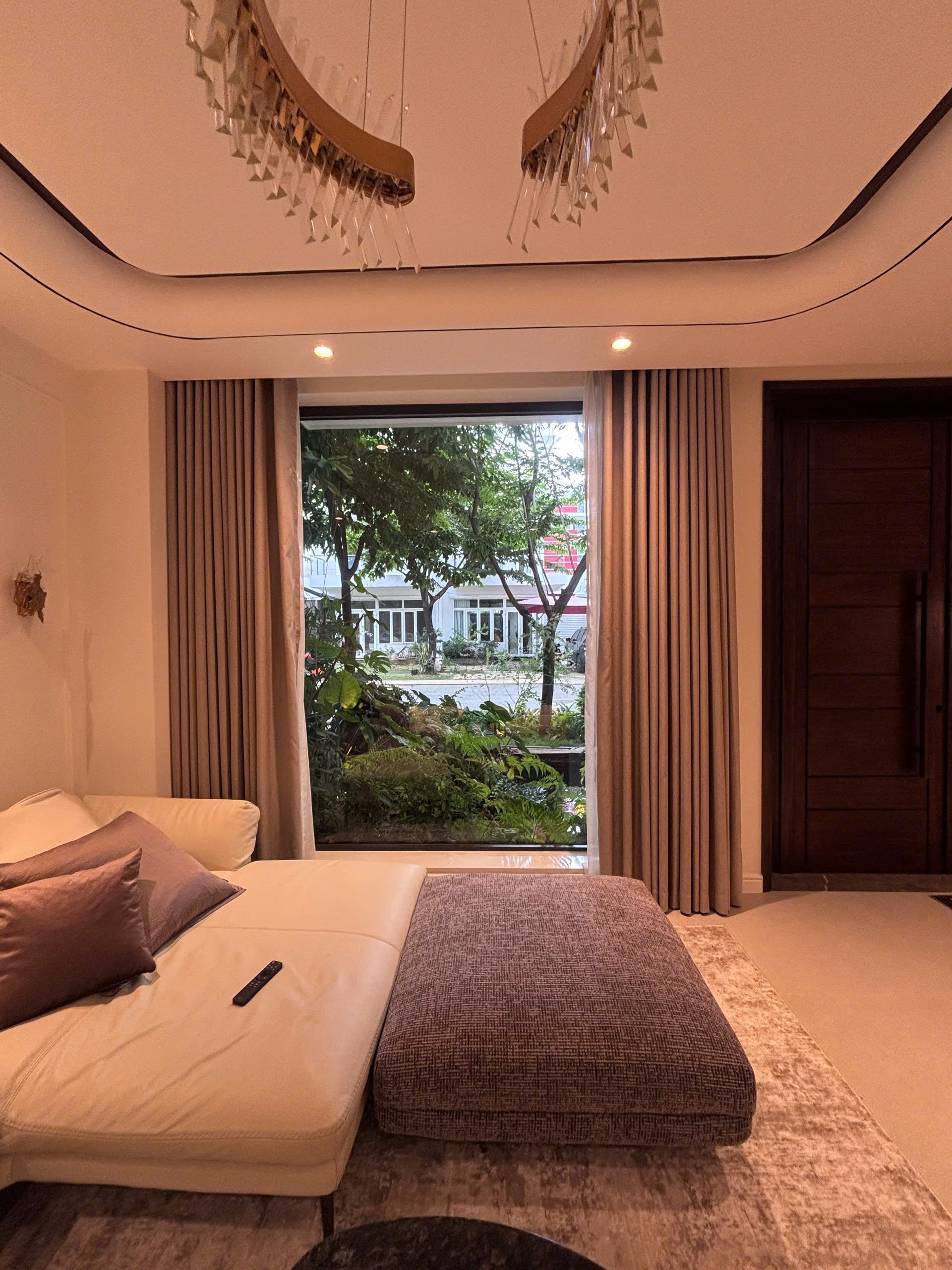 Cho thuê Biệt thự Phường Phước Long B, Quận 9, Diện tích 250m², Giá 100 Triệu/tháng 3
