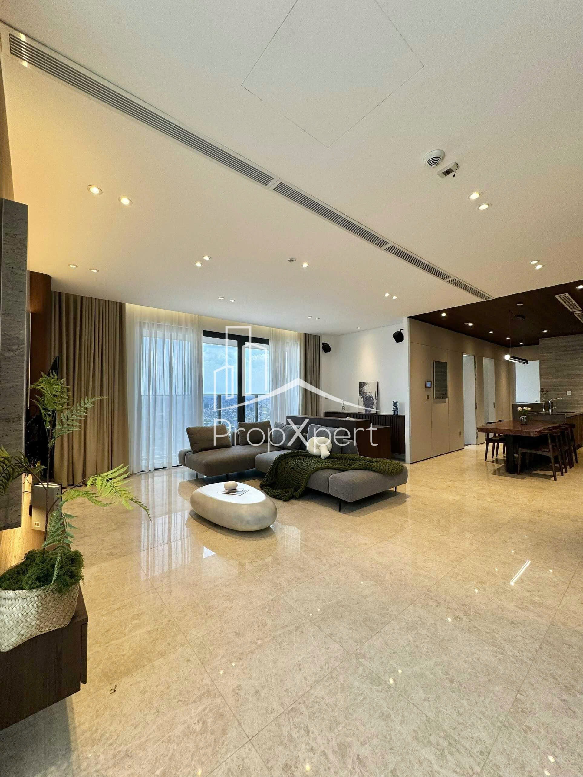 Cho thuê Căn hộ chung cư Quận 1, Hồ Chí Minh, Diện tích 146m², Giá Thương lượng 10