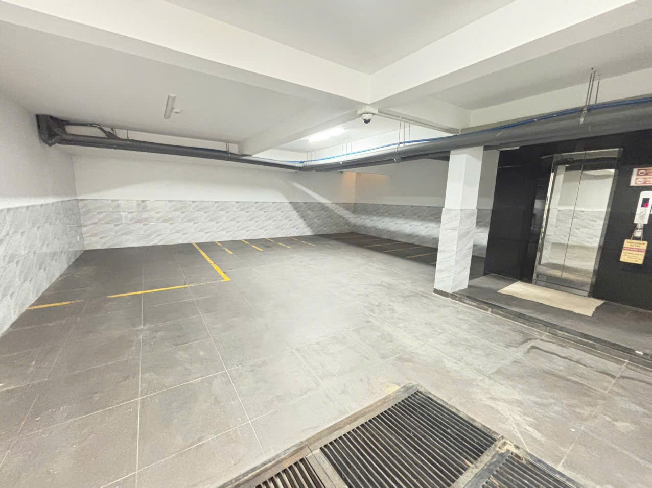 Cho thuê Biệt thự Phường Phú Hữu, Quận 9, Diện tích 172m², Giá Thương lượng 10