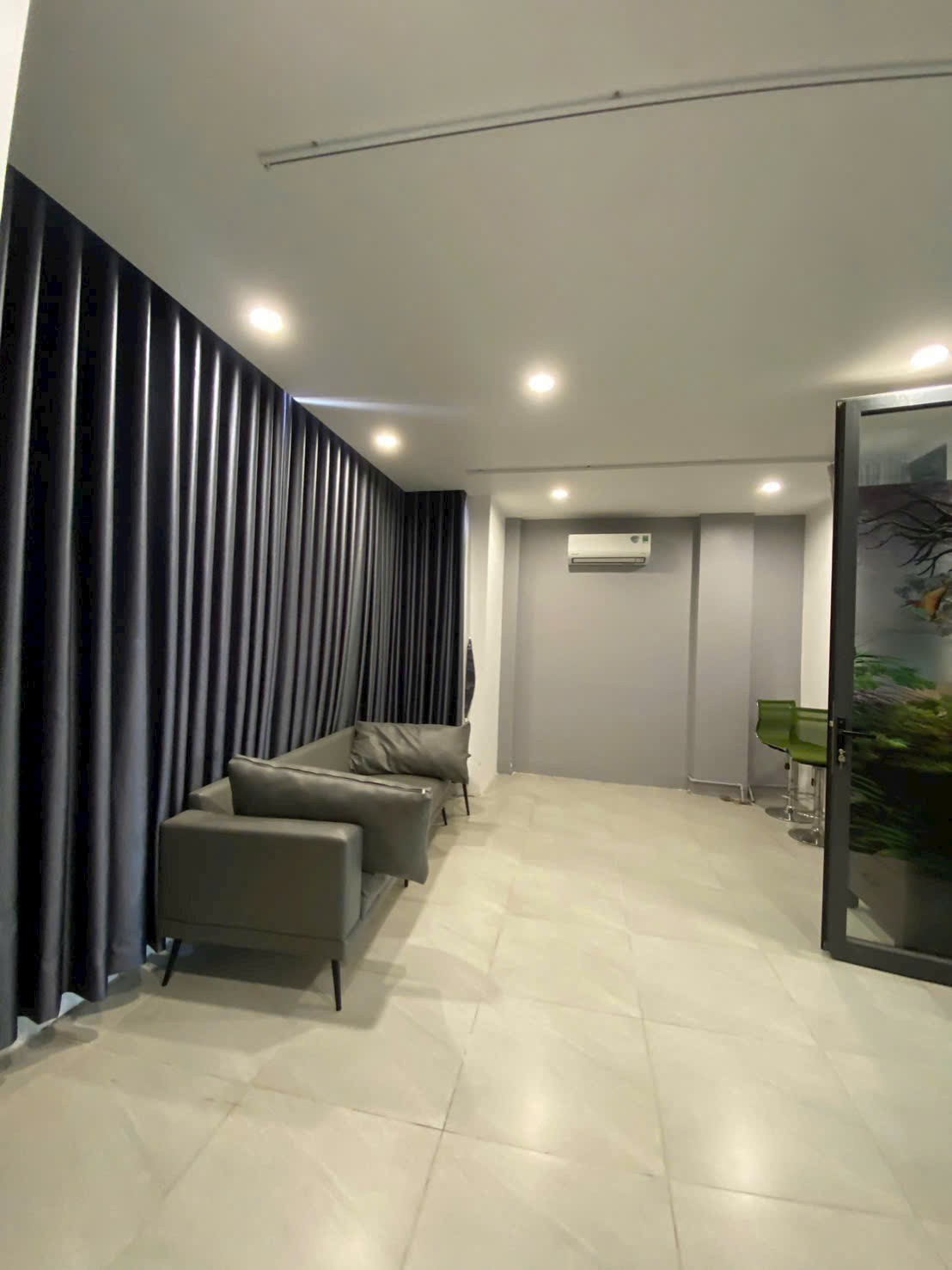 Cho thuê Nhà mặt tiền Phường Phú Hữu, Quận 9, Diện tích 126m², Giá 55 Triệu/tháng 8