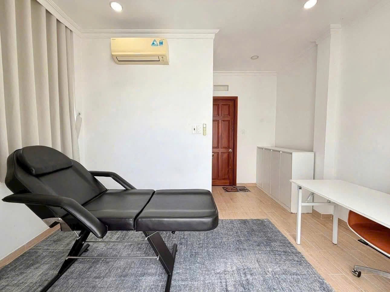 Cần bán Nhà ở, nhà cấp 4, nhà hẻm Quận 1, Hồ Chí Minh, Diện tích 130m², Giá 06.7 Tỷ