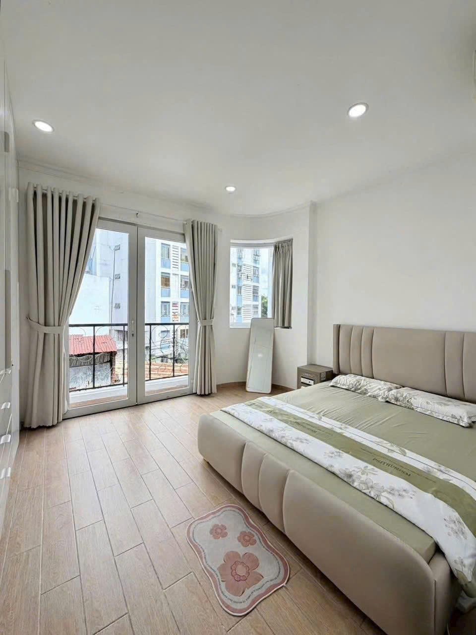 Cần bán Nhà ở, nhà cấp 4, nhà hẻm Quận 1, Hồ Chí Minh, Diện tích 130m², Giá 06.7 Tỷ 2