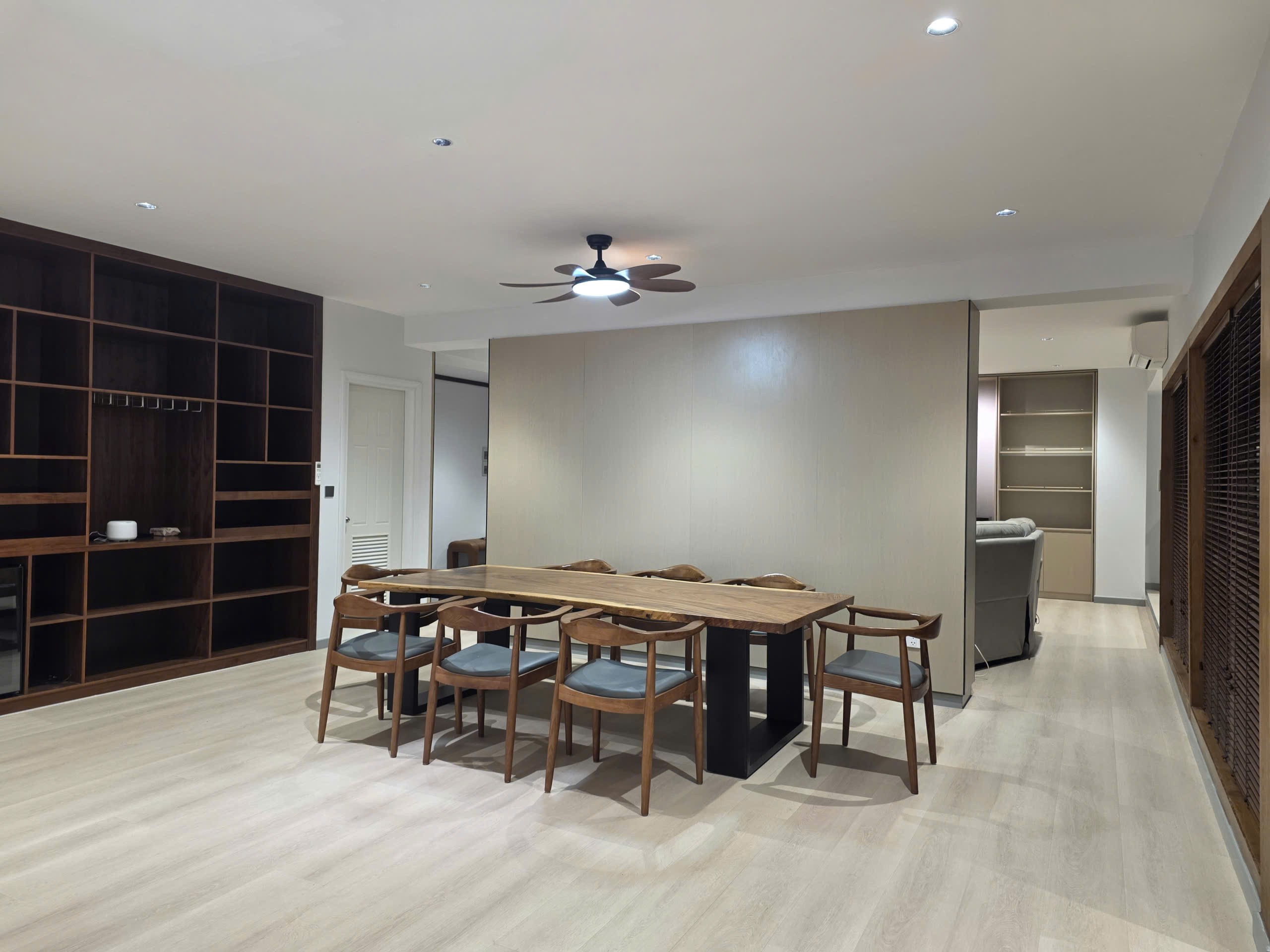Cho thuê Căn hộ chung cư Phường Phú Mỹ, Quận 7, Diện tích 368m², Giá 50 Triệu/tháng