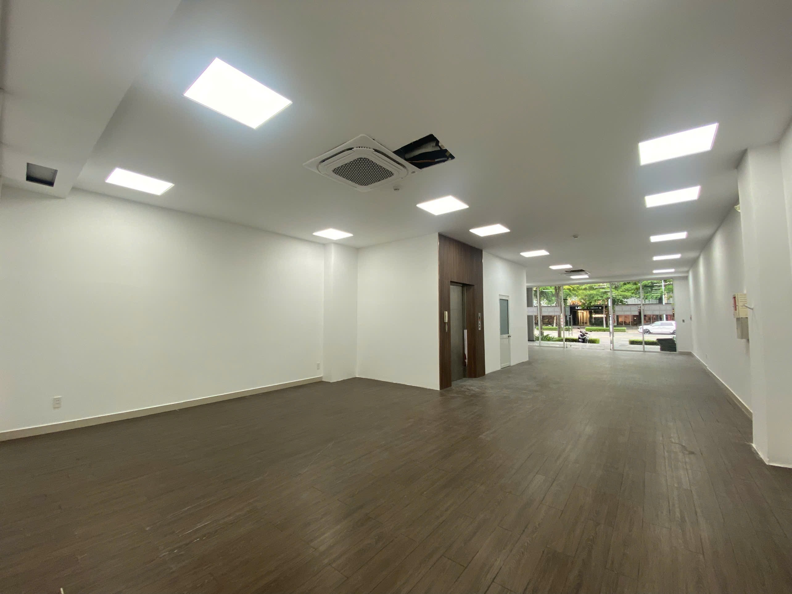 Cho thuê Nhà mặt tiền Phường Thủ Thiêm, Quận 2, Diện tích 168m², Giá Thương lượng 7