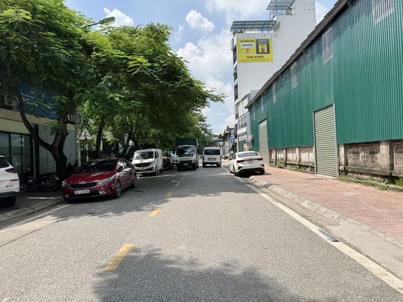 Cực Hiếm! 161m2 đất thổ cư, mặt phố Hoa Động, đường rộng 15m, kinh doanh và an cư đều lợi! 4