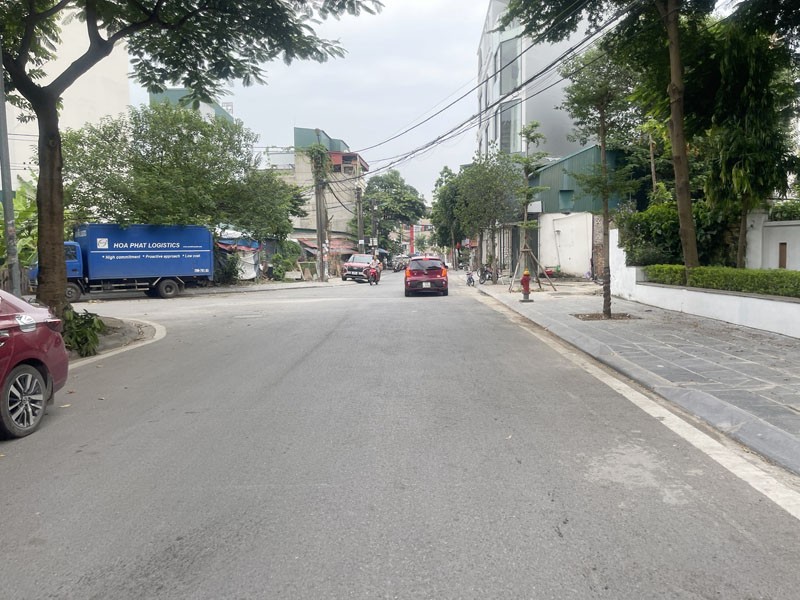 Bán Đất TĐC X6 Thạch Bàn 100m2 View Vườn Hoa - Mặt Tiền Rộng 6,67m Kinh Doanh Đỉnh 2