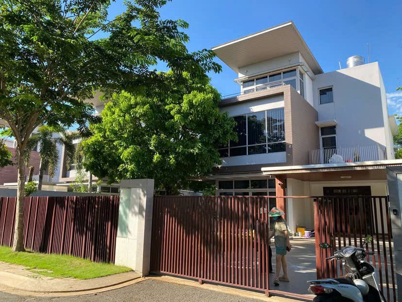 Cần bán Biệt thự Quận 9, Hồ Chí Minh, Diện tích 494m², Giá 57 Tỷ