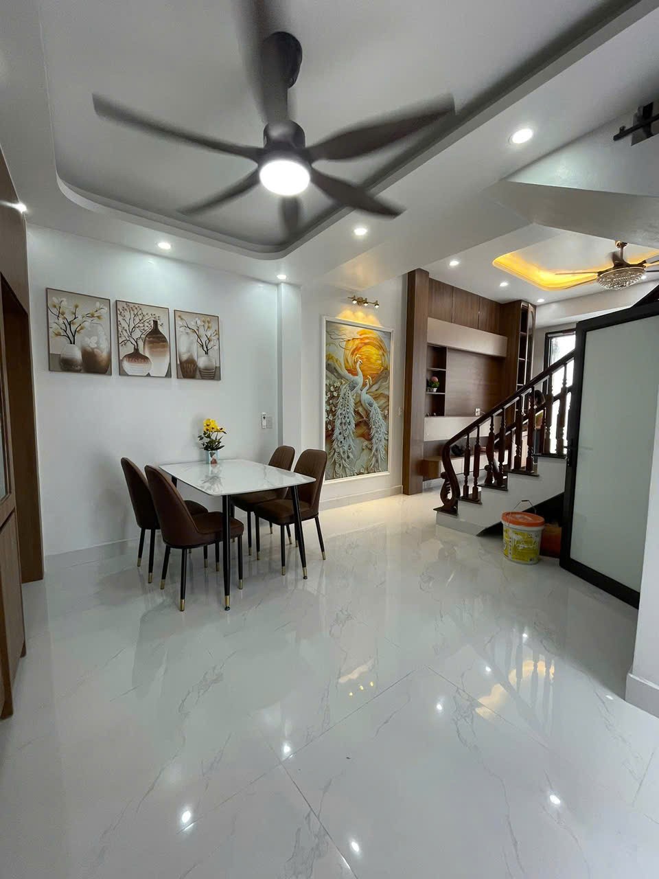Nhà 3 tầng Nguyễn Hữu Cầu dôi dư hơn 40m2 xe 3.5 tấn vào cửa giá 2.x tỷ 2