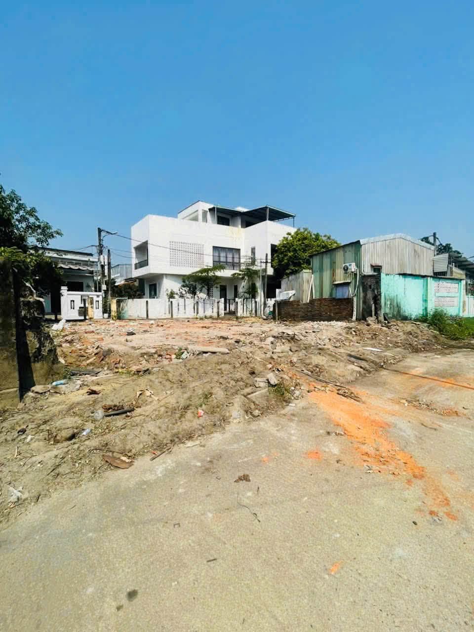 Chào bán lô đất đường 5m kẹp kiệt sau 2m ( diện tích 207m ngang hơn 15m ) 2