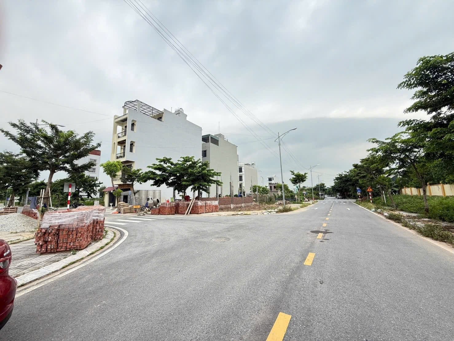 Bán đất KDC Ngọc Châu Đồng Triều, ph Ngọc Châu, TP HD, 119.2m2, mt 24m, đường 15.5m, hướng nam 2