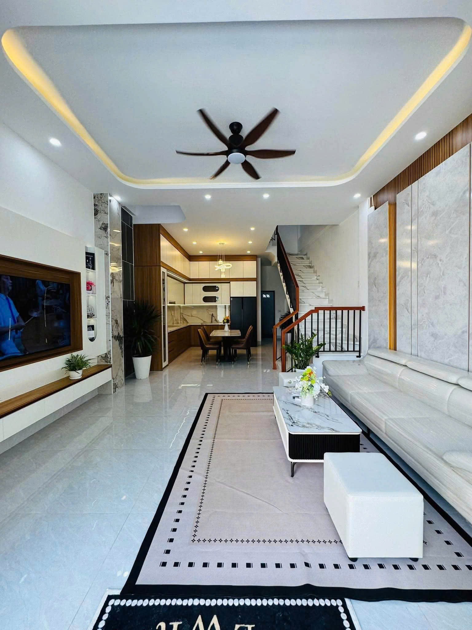 SIÊU PHẨM 3 TẦNG NHÀ PHỐ HIỆN ĐẠI – KIỆT Ô TÔ 6M K500 đường TÔN ĐẢN 2