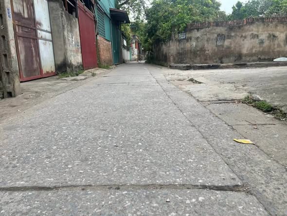 SĂN NGAY HÀNG F0 GIÁ GỐC – ĐỘC QUYỀN 2 LÔ ĐẤT ĐẸP THÔN CẦU, LẠC ĐẠO – ĐƯỜNG THÔNG Ô TÔ TRÁNH: