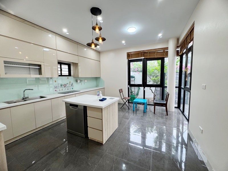 Bán Nhà Lô Góc Ngõ 999 Bát Khối 137,5m2 - Mặt Tiền Khủng 11.5m Nở Hậu - Giá Lộc Cực Tốt 3