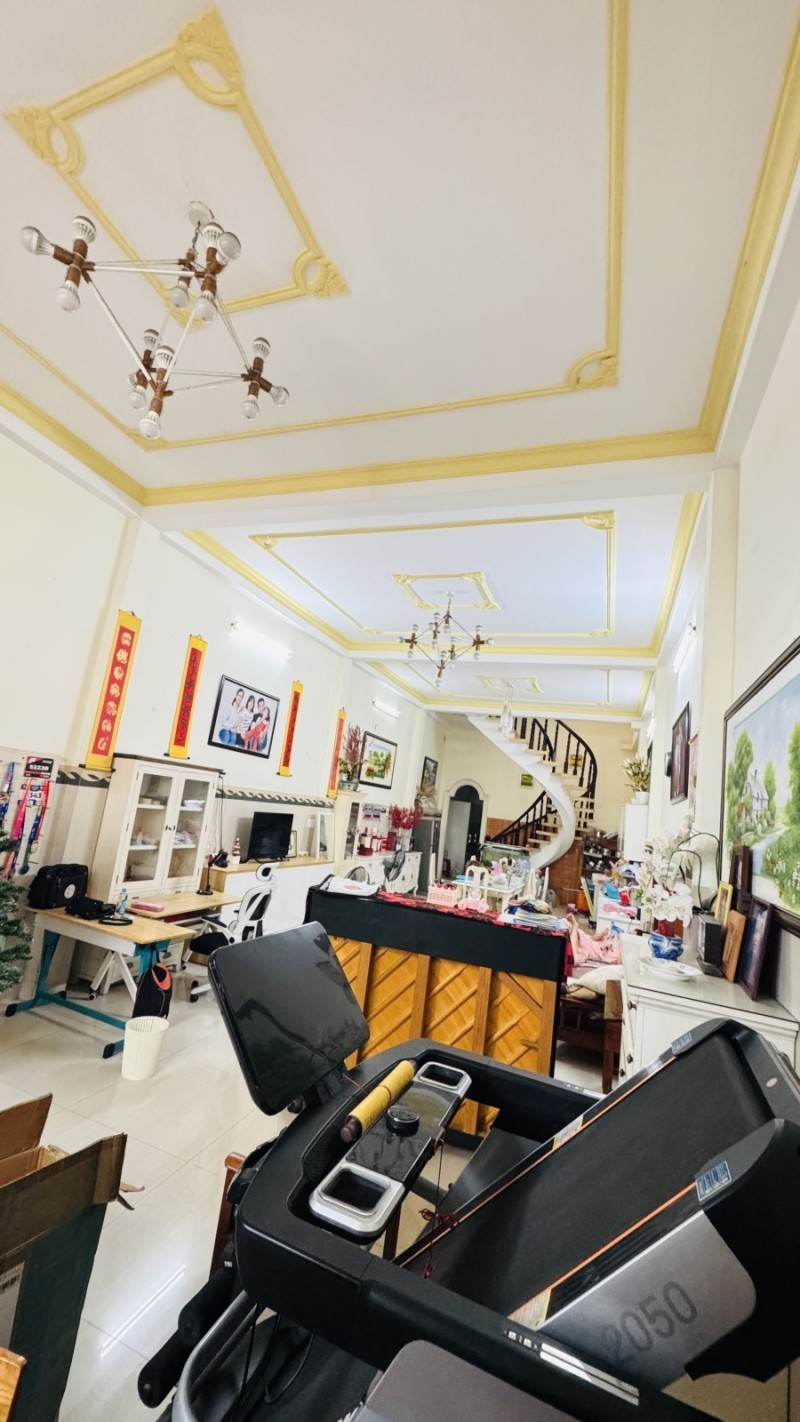 Cần bán Nhà ở, nhà cấp 4, nhà hẻm đường Khuông Việt, Phường Phú Trung, Diện tích 106m², Giá 13 Tỷ 2