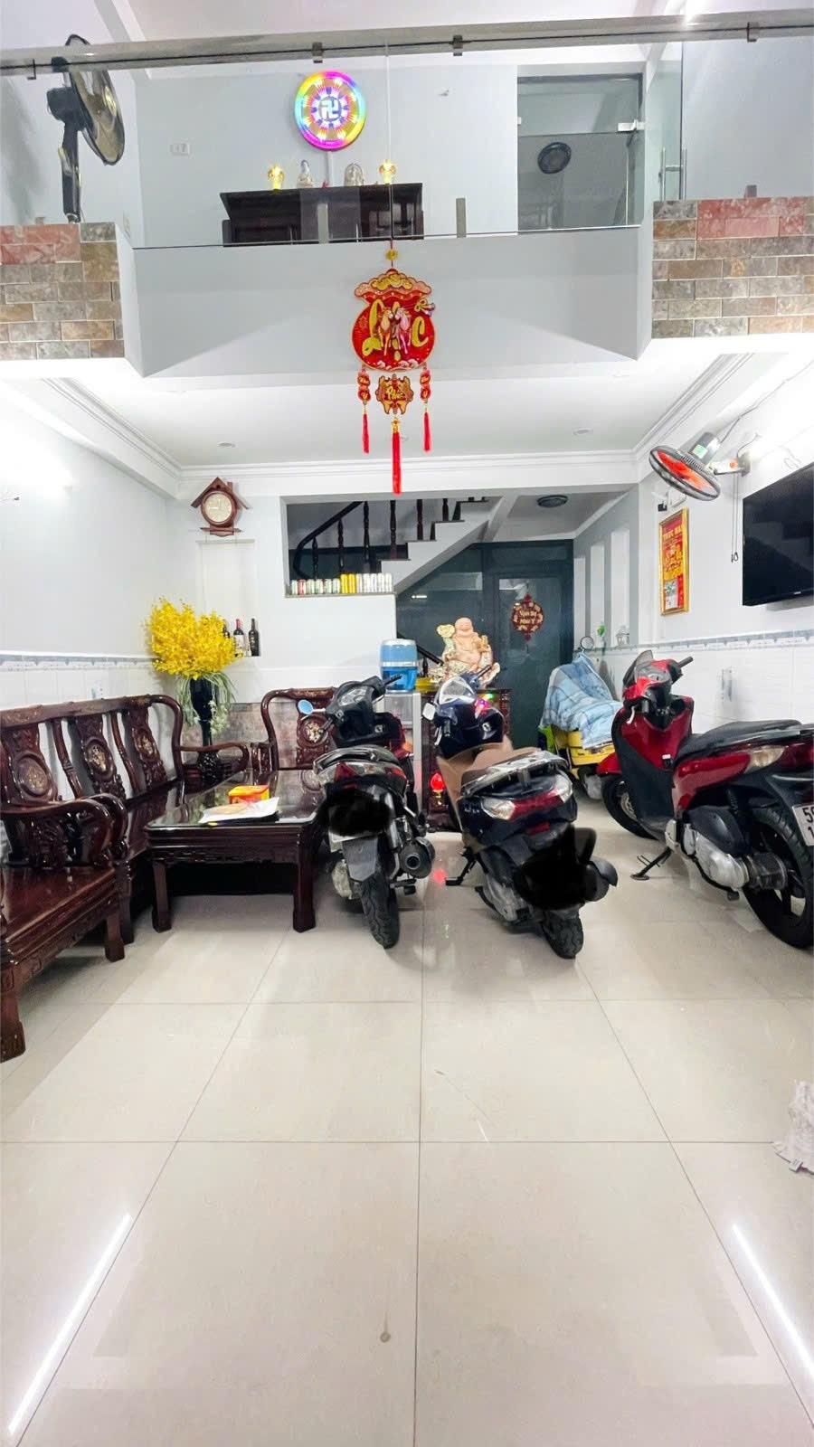 NGAY THẠCH LAM XE HƠI ĐỖ CỬA 48M2 4 TẦNG 4PN CHỈ 7.5 TỶ