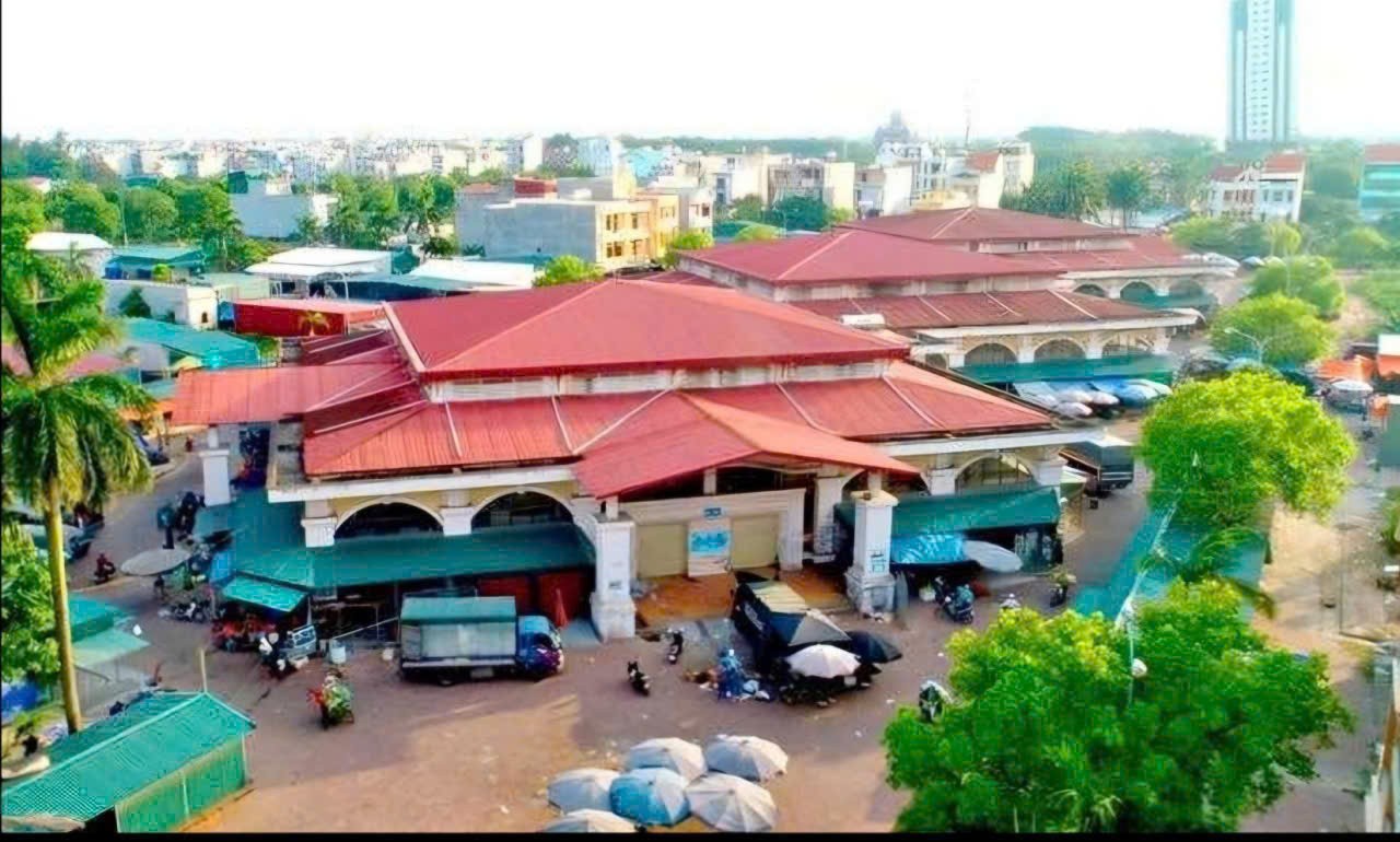 Bán đất chợ Hội Đô – lô 2 mặt đường, kinh doanh cực tốt chỉ 3.3ty 3