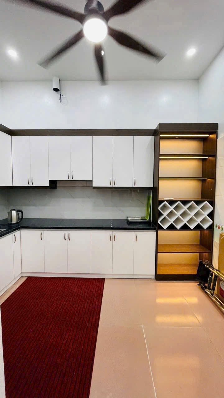 Bán nhà ngõ phố Quang Trung đối diện Viện Mắt, TP HD, 45.6m2, mt 4m, 3 ngủ, 2 vs, nhà dân xây 3