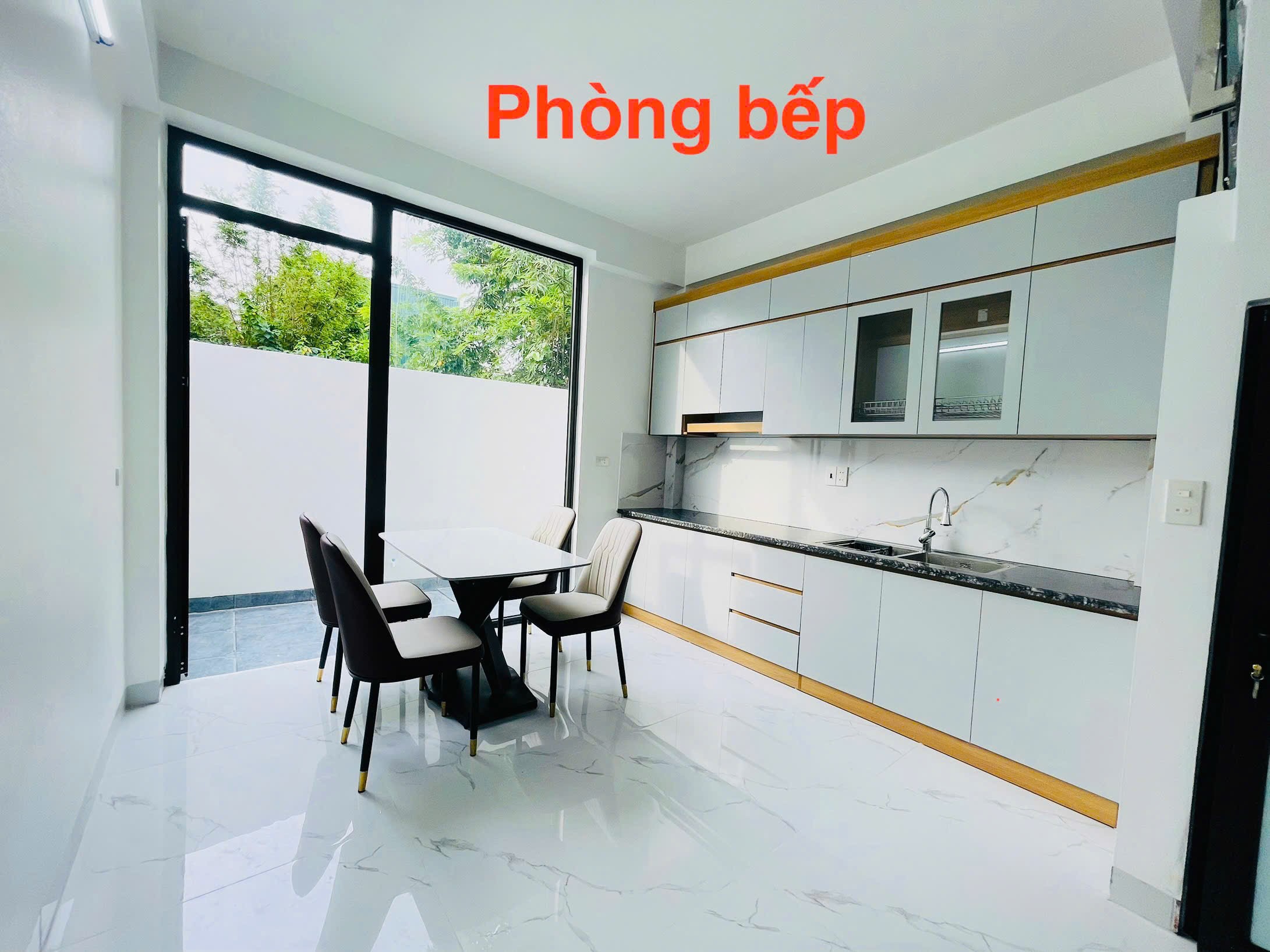 Nhà 3 tầng Trương Hán Siêu 67.6m2 nở hậu tài lộc sân rộng giá 1.x ty 3