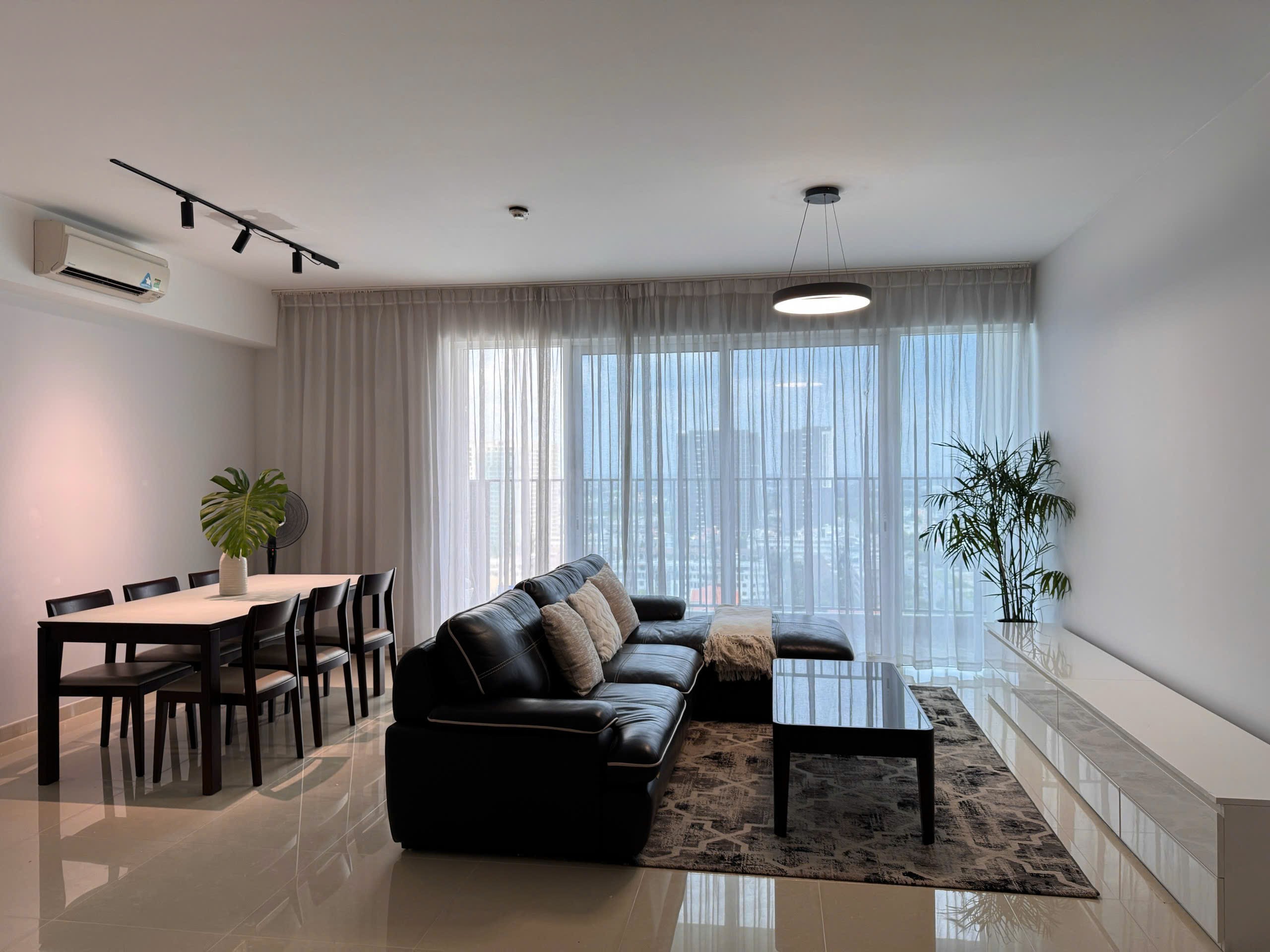 Cho thuê Căn hộ chung cư dự án Vista Verde, Diện tích 135m², Giá Thương lượng 2