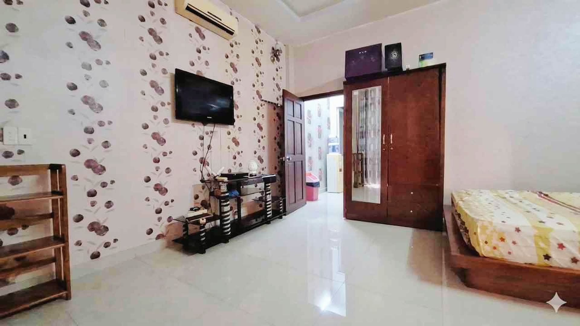 Nhà phố đẹp Lái Thiêu - Ngang 5m - 90m2 – Nhỉnh 4,5 Tỷ - Đường xe tải  - ÔTô ngủ trong nhà 5