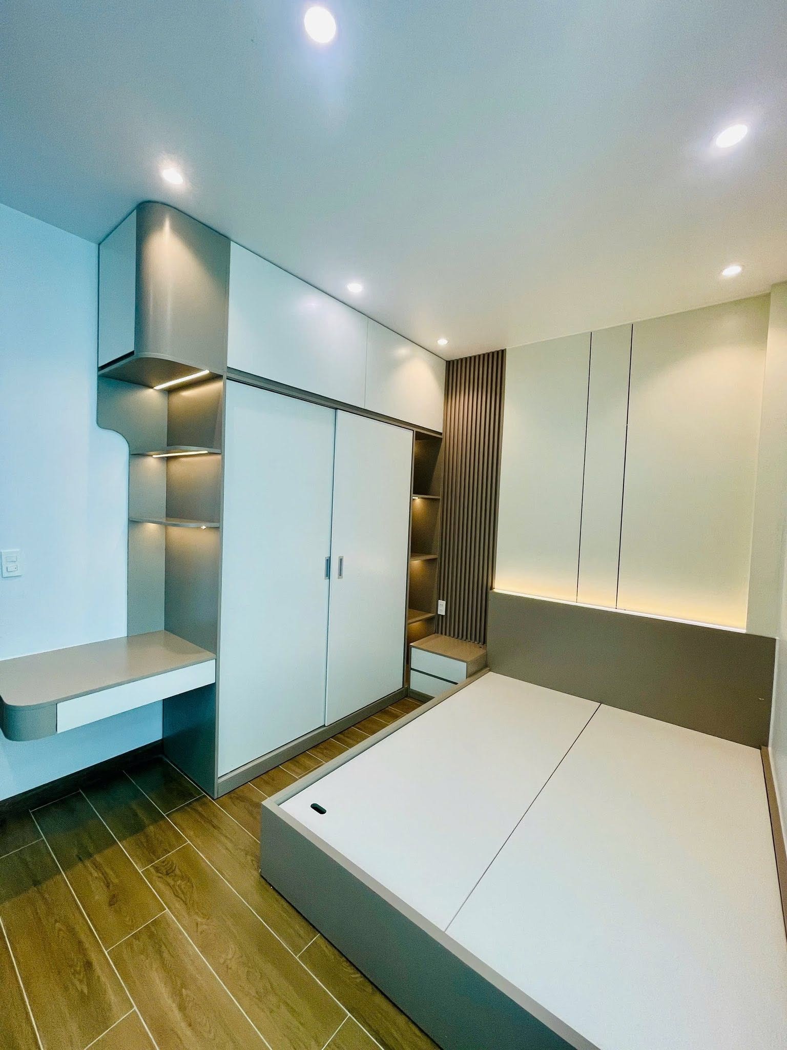 Bán căn nhà 3 tầng ngõ 381 Nguyễn Lương Bằng, ph Thanh Bình, TP HD, 46m2, mt 4.2m, 3 ngủ, 2.68 tỷ 3