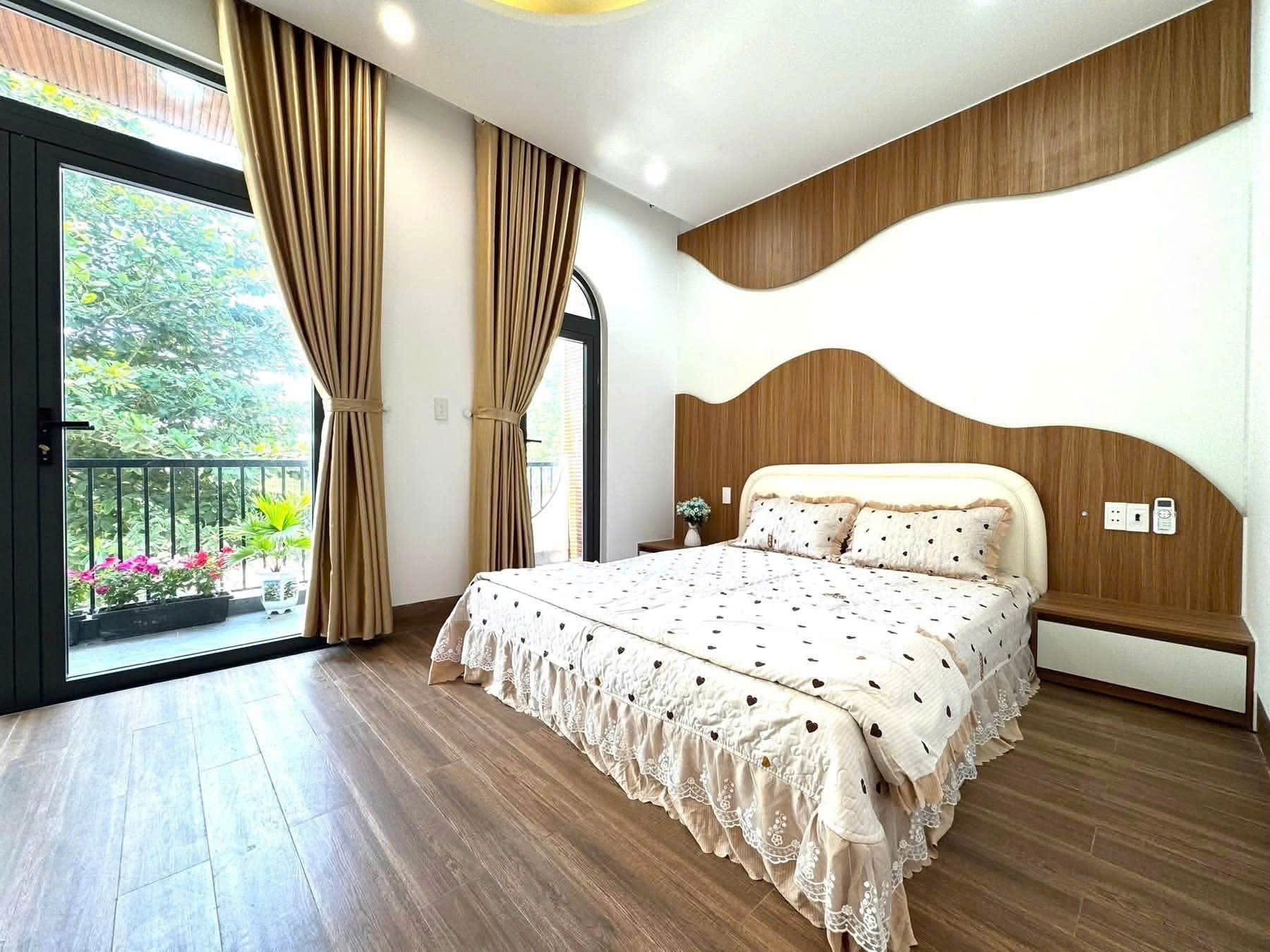 SIÊU PHẨM 3 TẦNG NHÀ PHỐ HIỆN ĐẠI – KIỆT Ô TÔ 6M K500 đường TÔN ĐẢN 5
