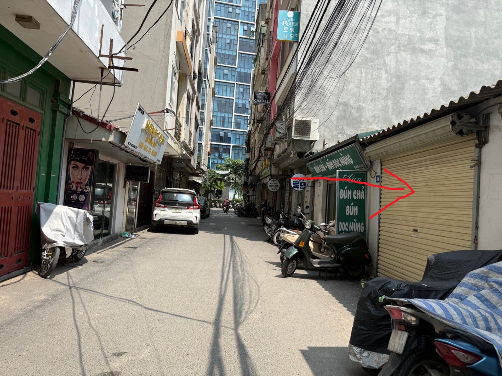 Bán nhà Cấp 4 phố Lâm Hạ Long Biên 10 tỷ 50m ô tô đỗ cửa,sổ đỏ 2