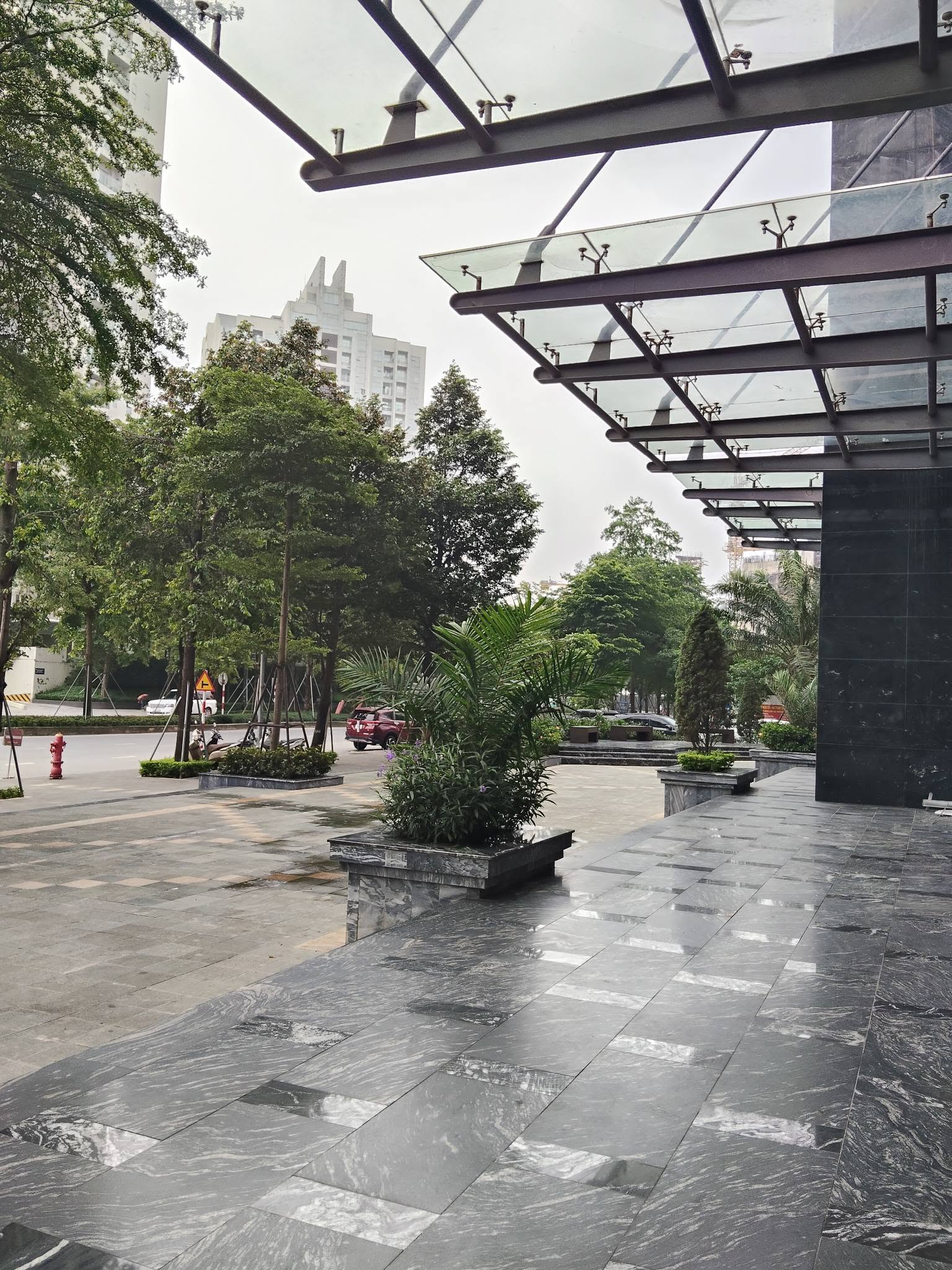Shophouse đang cho thuê 55 triệu/tháng tại Ciputra, giá bán chỉ 29 tỷ. 4