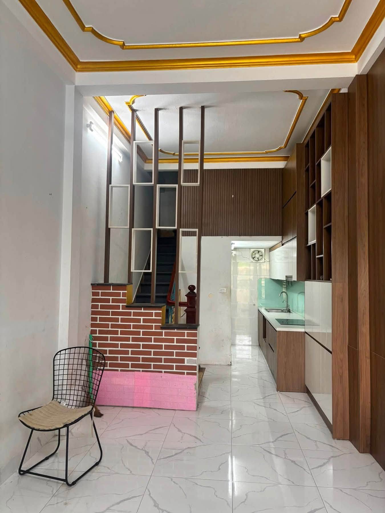 CHO THUÊ NHÀ NGUYÊN CĂN – NGỌC LÂMGiá thuê chỉ: 6,5 triệu/tháng