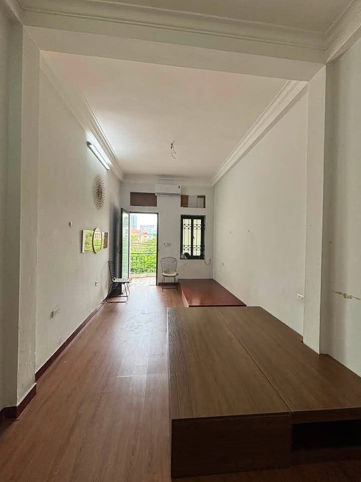 CHO THUÊ NHÀ NGUYÊN CĂN – NGỌC LÂMGiá thuê chỉ: 6,5 triệu/tháng 2