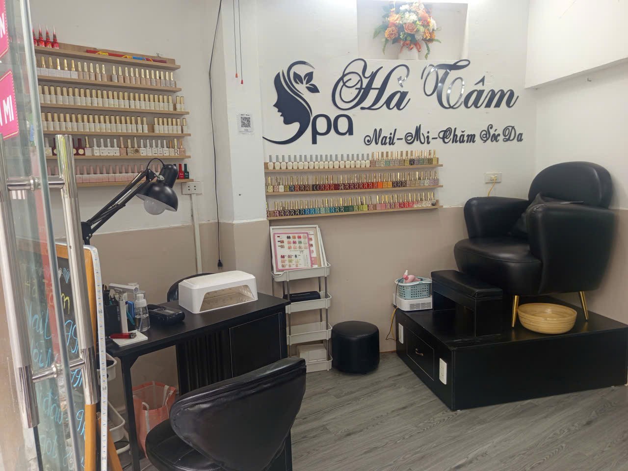 SANG NHƯỢNG CỬA HÀNG SPA, NAIL, MI, GỘI TẠI  MẶT PHỐ TRẦN ĐẠI NGHĨA 4
