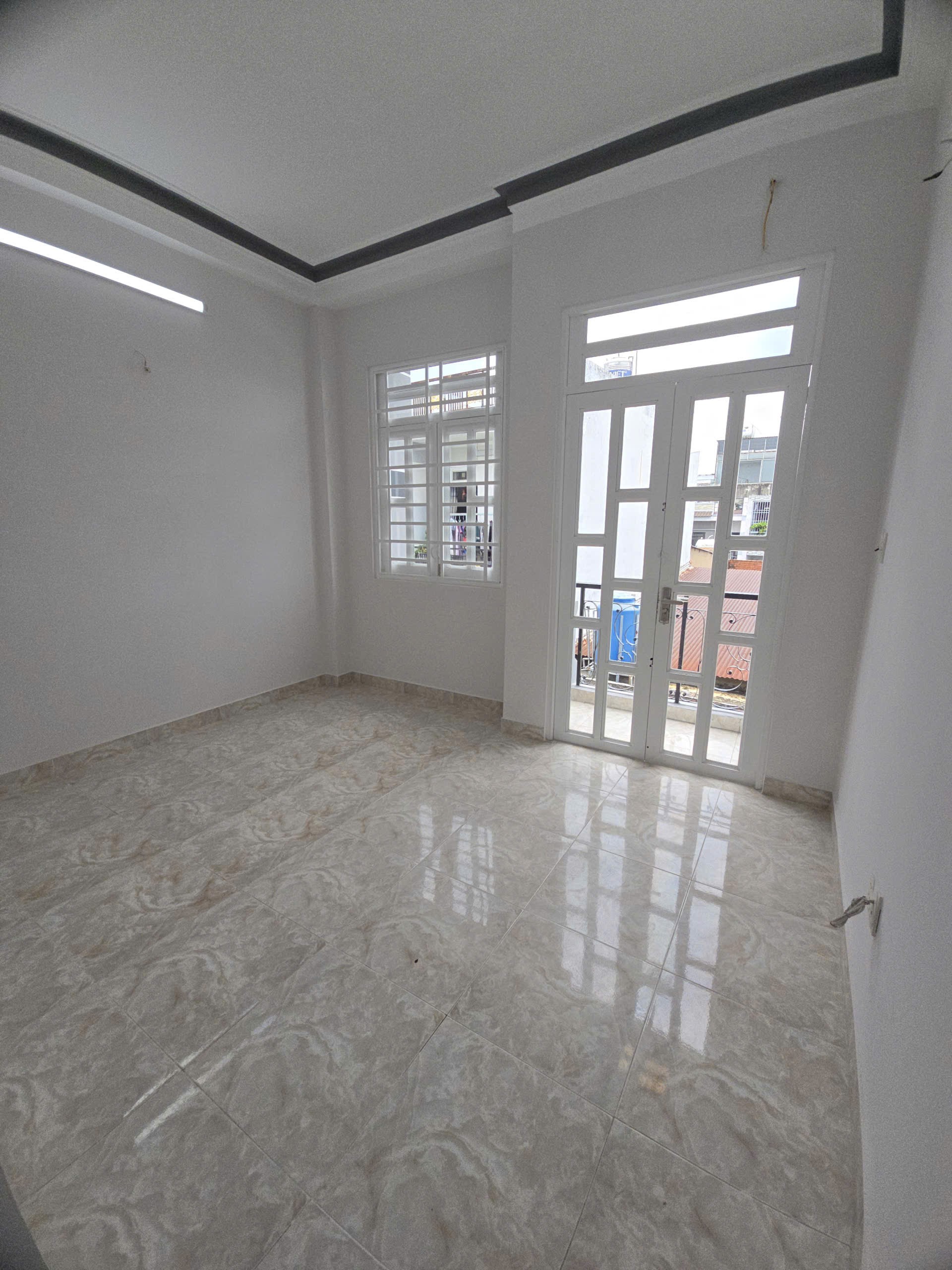 HIẾM CÓ LÊ VĂN QUỚI 40M2 4 TẦNG ĐÚC 4PN 3WC SÂN THƯỢNG SHR GIÁ 5.18 TỶ 8