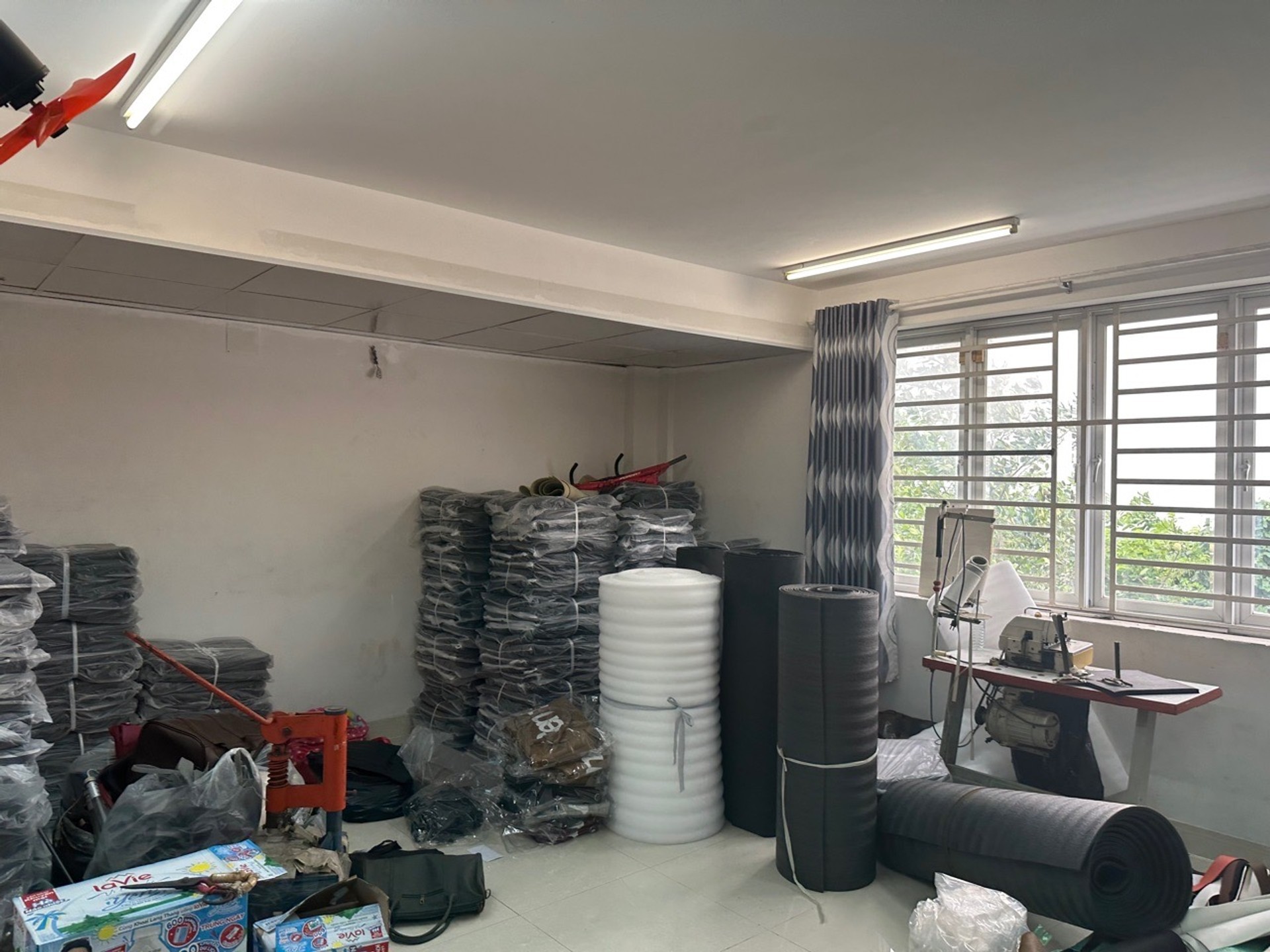 Mặt tiền đường Lê Bôi 6x20 chỉ 12 tỷ 9 có lửng- 0931172218 4