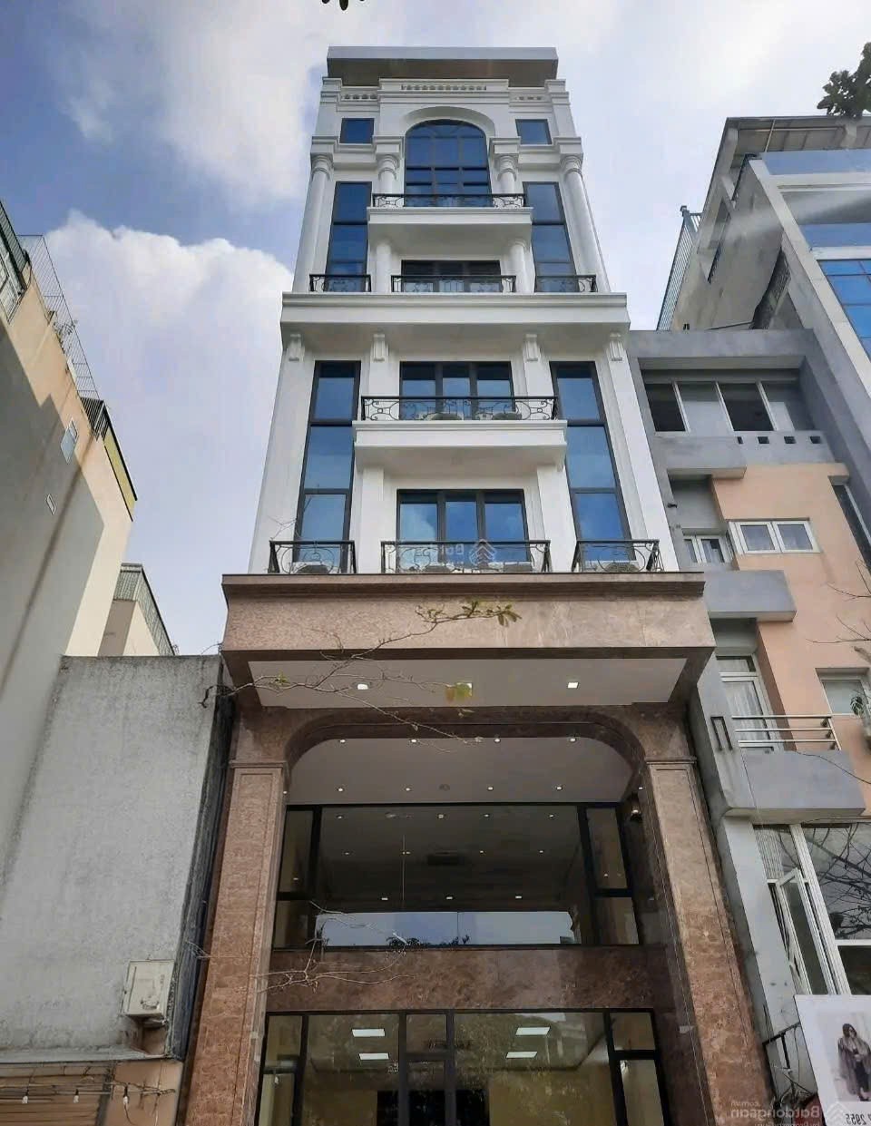 Cho thuê nhà, 141m2_ 7T; Lý Thường Kiệt, Bà Triệu, Ngô Quyền -70 tr