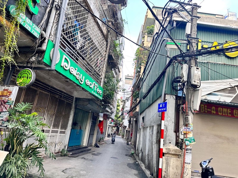 Bán đất mặt ngõ 12 Bồ Đề: 43,8m2, đường thông ô tô 7 chỗ, cầu Chương Dương, sang phố chỉ 5p