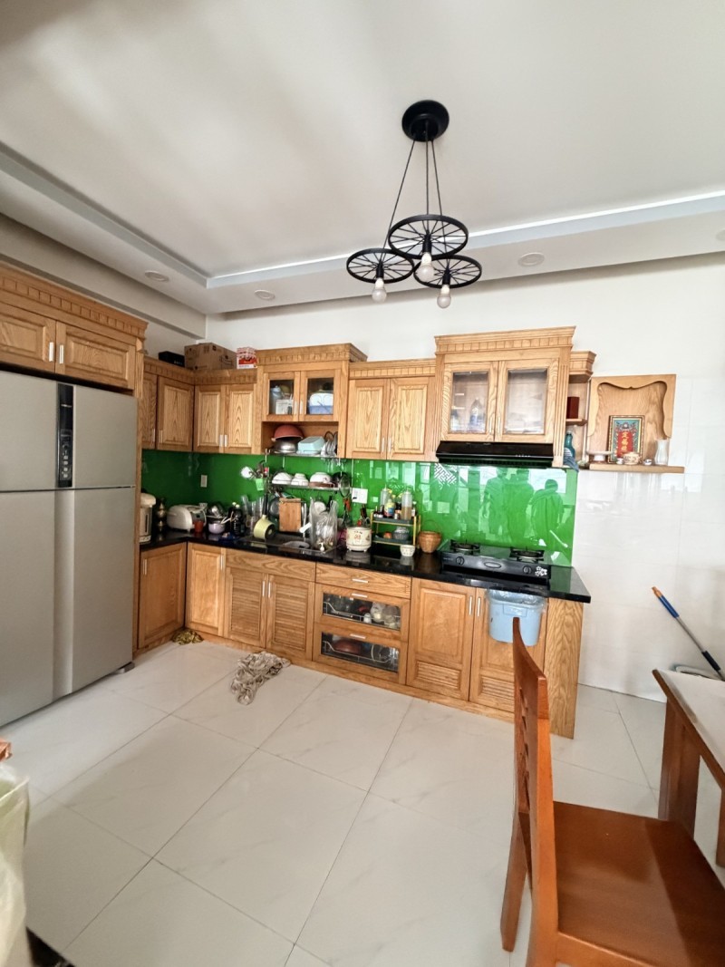 Bán nhà 5 tầng 112m2 đường Nguyễn Tư Nghiêm, Bình Trưng Tây, Q2, Thủ Đức, TP HCM. Giá 15.45  tỷ. 4
