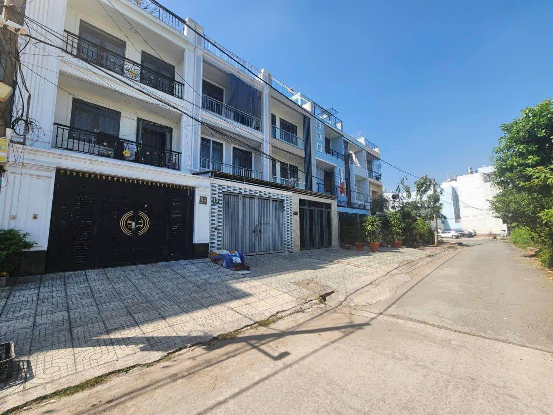 Hiếm, đối diện công viên, mặt tiền xe hơi 5x20, đường Lê Bôi chỉ 9 tỷ nhỉnh 4