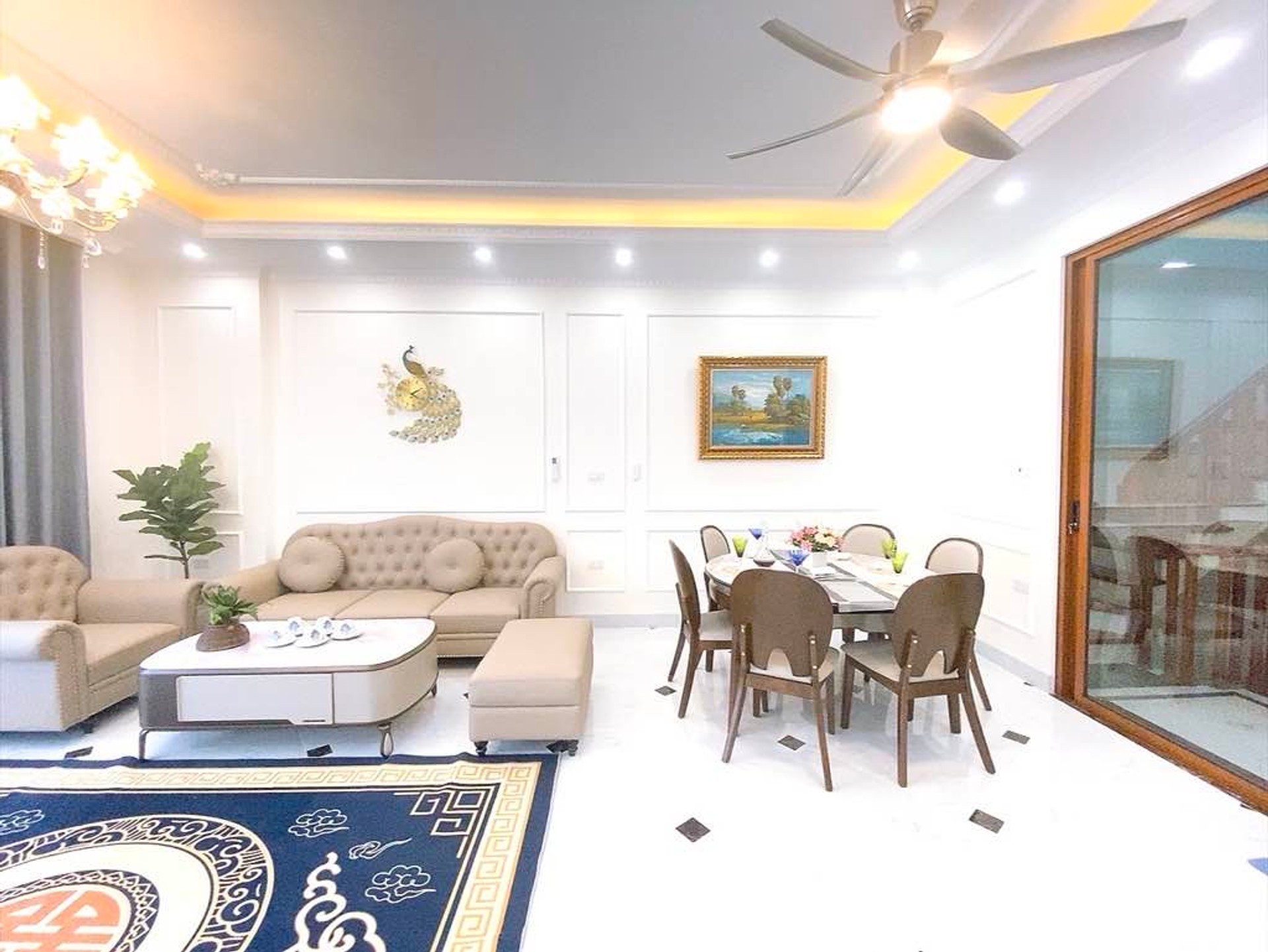 Nhà mới Lâm Hạ 12 tỷ 60m ô tô đỗ cửa,sổ đỏ Long Biên 3