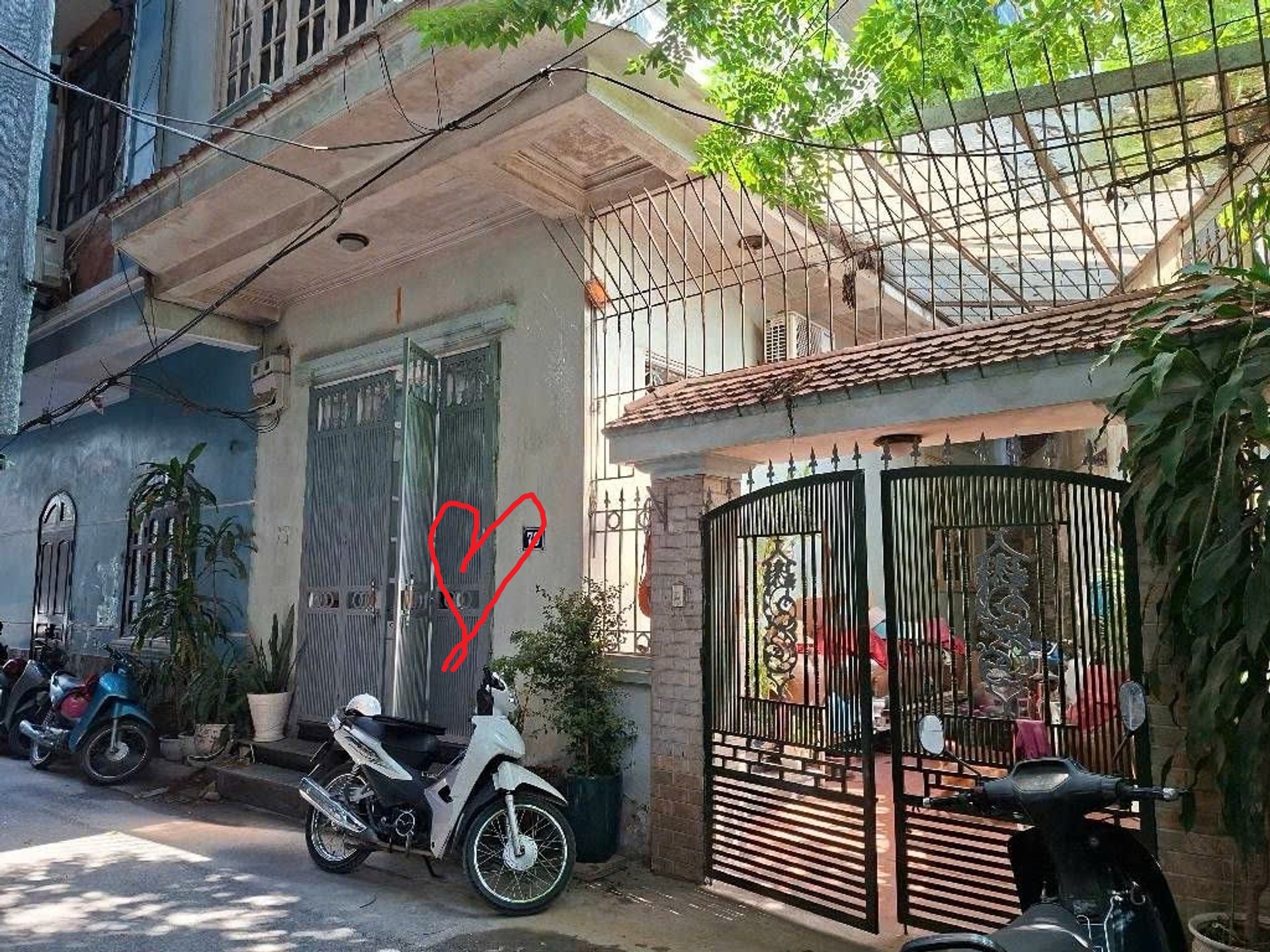 Phân lô Ngọc Thụy 10 tỷ 50m,ngõ thông ô tô,Long Biên 3