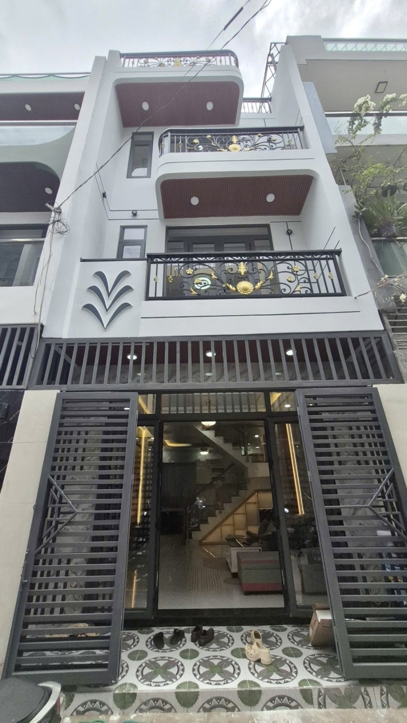Bán nhà đường ĐT 43, Bình Chiểu, Thủ Đức, TP HCM. DT 52m2, 4 tầng, 4PN, sổ hồng riêng, giá 5,62 tỷ. 5
