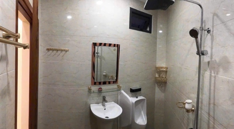 Bán nhà 3 tầng, 68m2,  đường Số 5, Linh Xuân, Thủ Đức. TP HCM. Sổ hồng riêng, giá 3,69  tỷ. 5