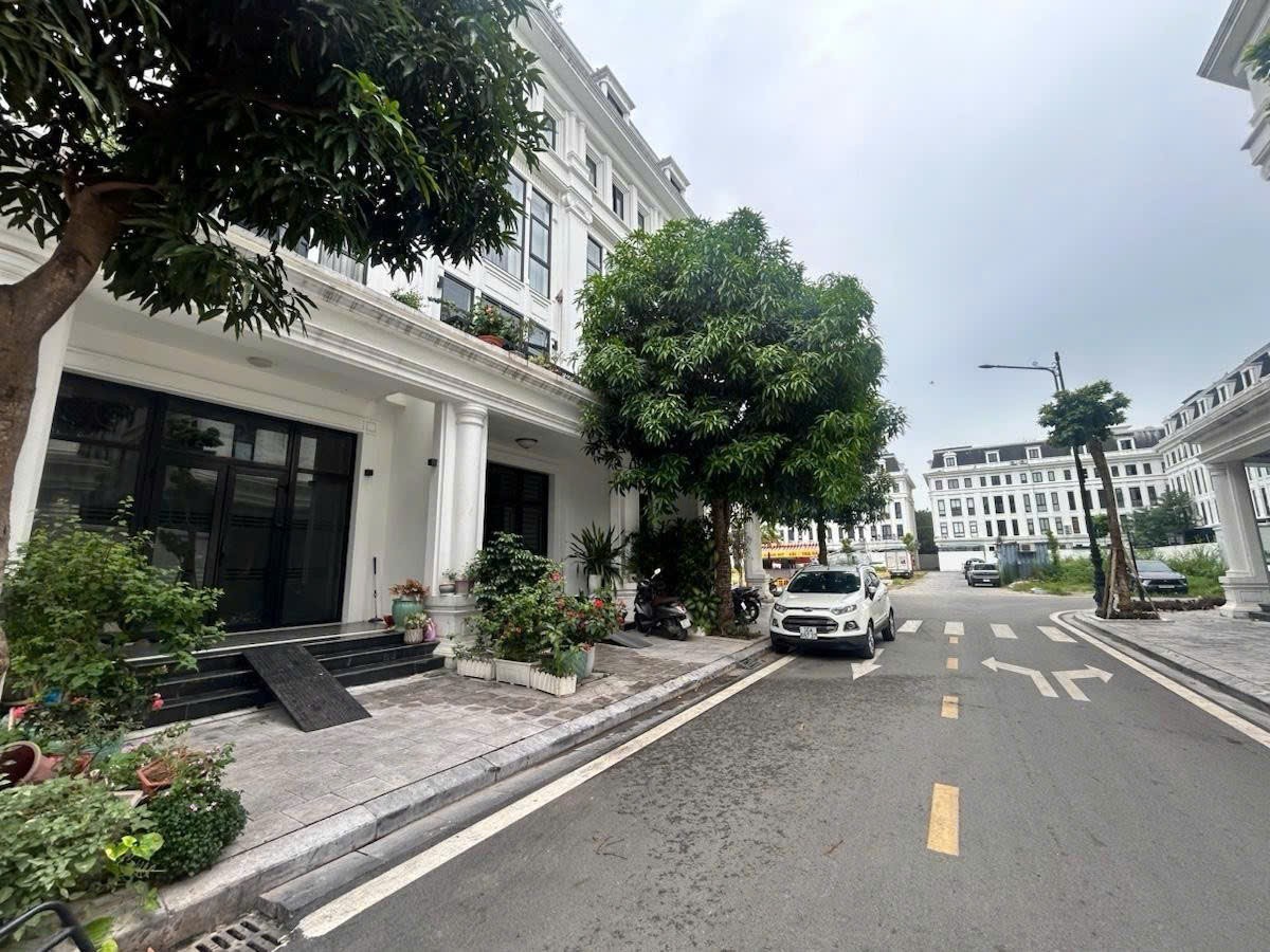Cần bán Biệt thự đường Tân Mai, Phường Hoàng Văn Thụ, Diện tích 100m², Giá 35.5 Tỷ 3